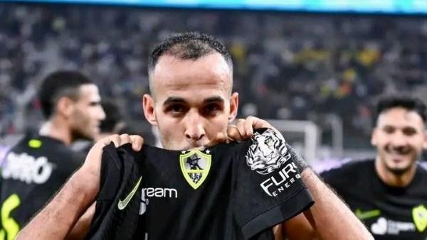 ناقد رياضي يكشف عقوبة ناصر منسي المنتظرة بعد أزمته مع الزمالك خلال مواجهة الجيش الرواندي