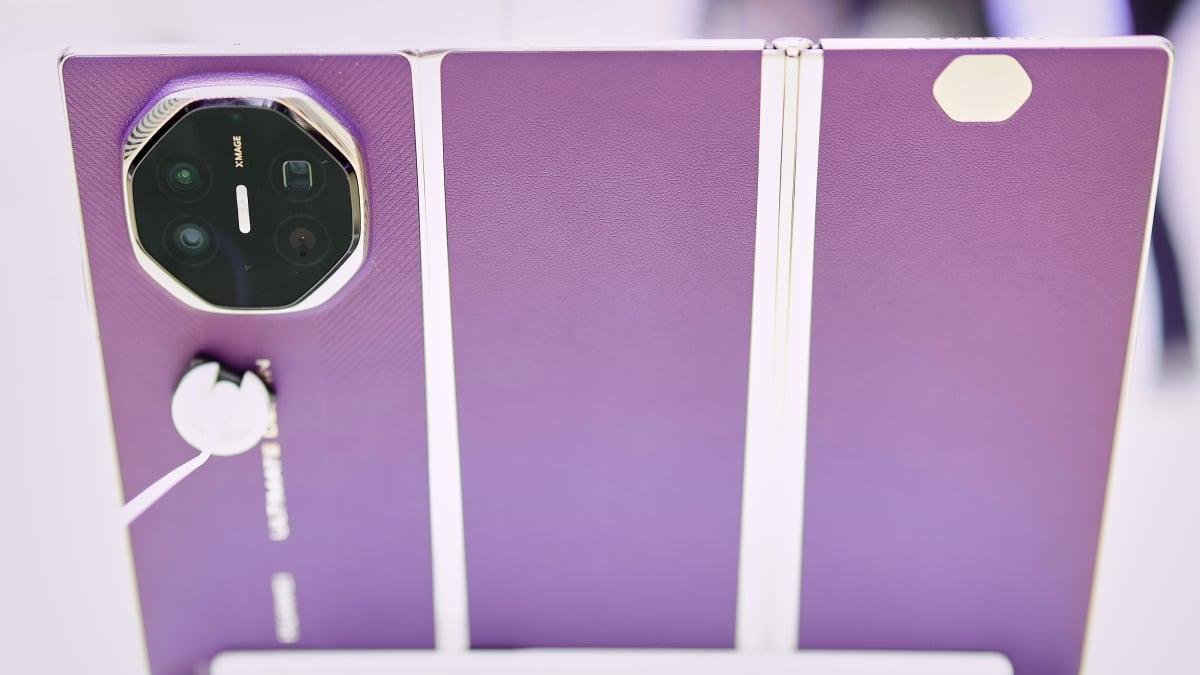 Another tri-folding phone is c...