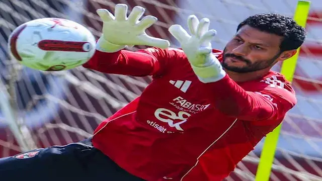 الشناوي يتدرب منفردًا وياسر يو...