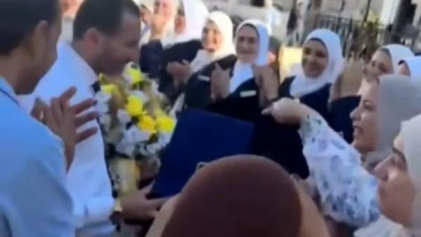 تقديرًا لجهوده .. ممر شرفي لمدير مستشفى الرمد بكفر الشيخ احتفالًا باعتماد GAHAR