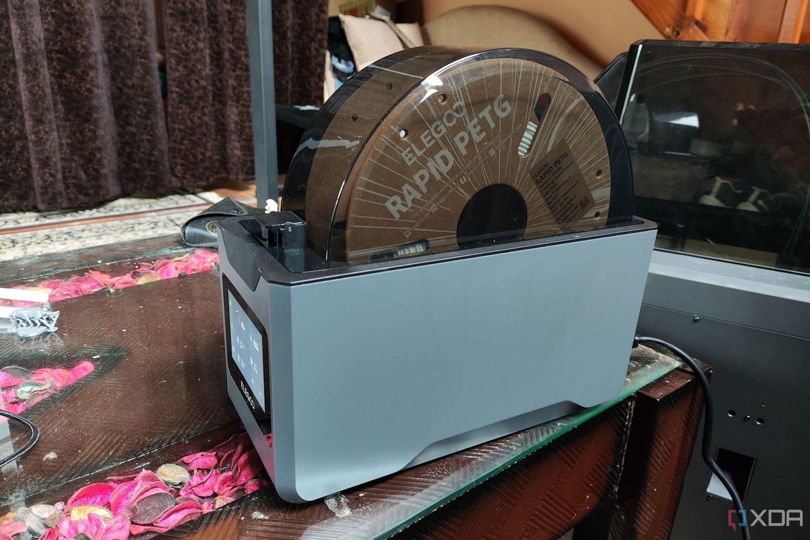 This 3D printer accessory make...