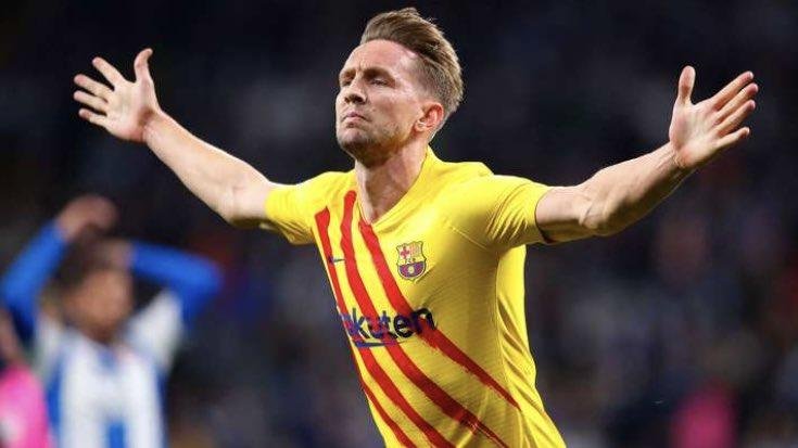 بعد أشهر من الغياب.. دي يونج يبدأ العد التنازلي للعودة إلى برشلونة
