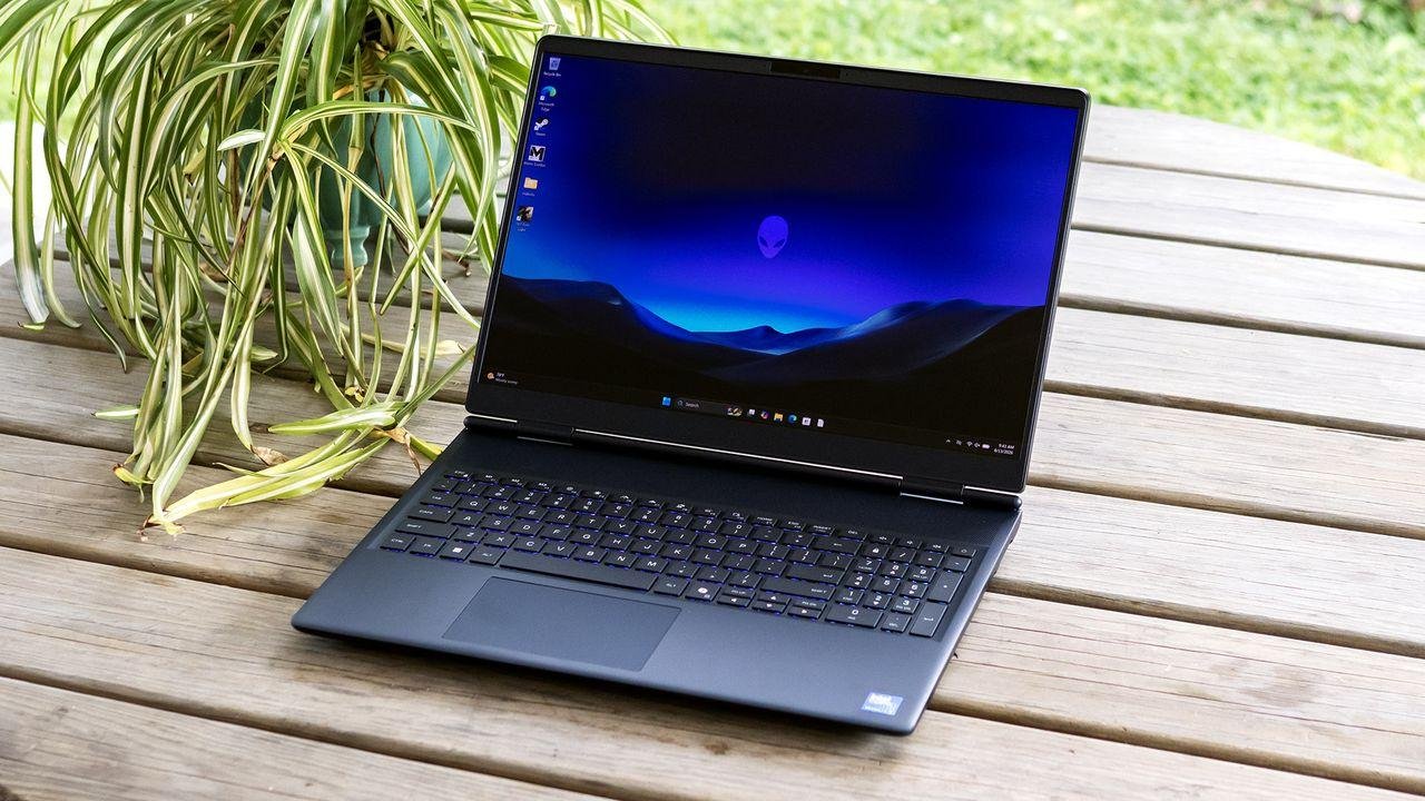 Alienware 16X Aurora review: A...