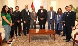 وفد من السفارة الأمريكية بالقاهرة يزور المجلس القومي لحقوق الإنسان