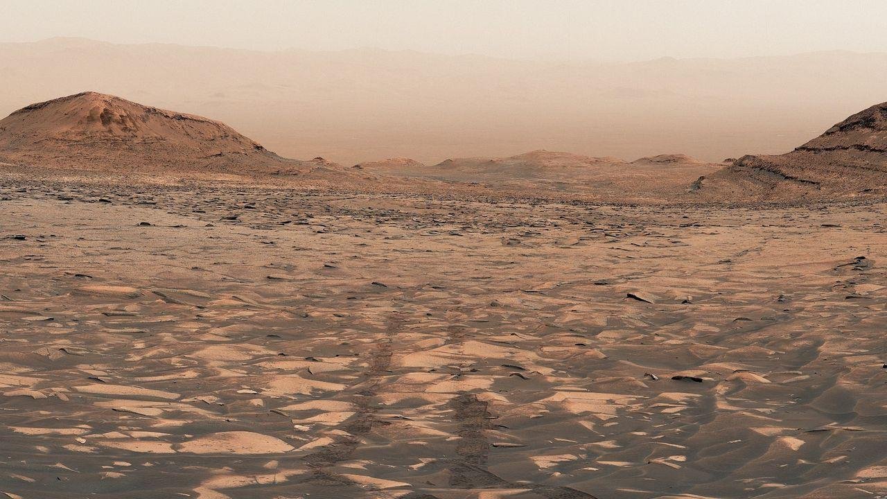 Curiosity climbs to new height...