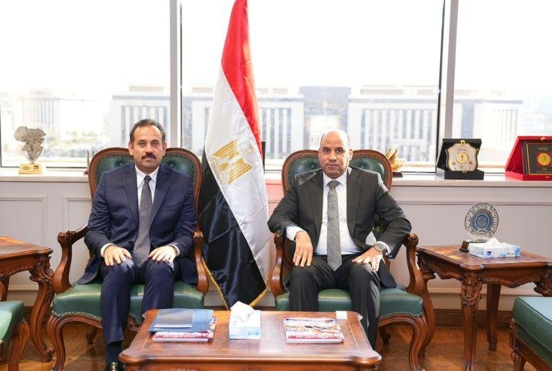 وزير العمل ورئيس جهاز مستقبل مصر يبحثان التعاون في رعاية العمالة غير المنتظمة والتدريب من أجل التشغيل