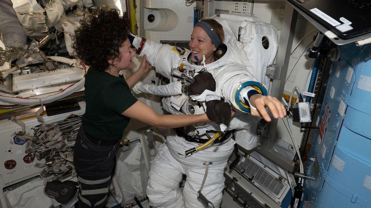 Watch 2 astronauts take 6th-ev...