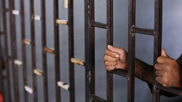 ضبط تشكيل البلاستيك وبحوزته مواد مخدرة وأسلحة نارية وبيضاء في نبروه بالدقهلية