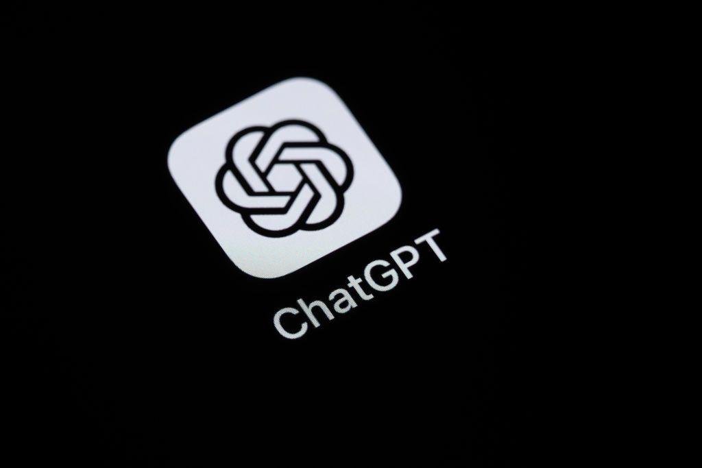 ChatGPT Health adds Epic integ...