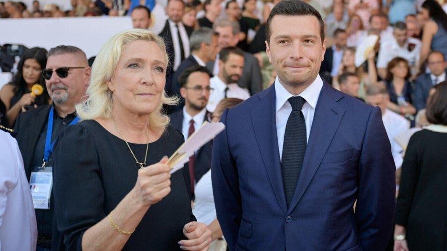إعادة انتخاب بارديلا رئيسا لحزب التجمع الوطني اليميني المتطرف في فرنسا