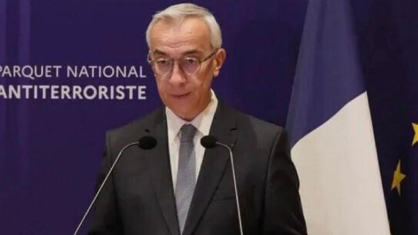النيابة الفرنسية لمكافحة الإرهاب: فتح تحقيق في هجوم غرب باريس في سياق عمل إرهابي