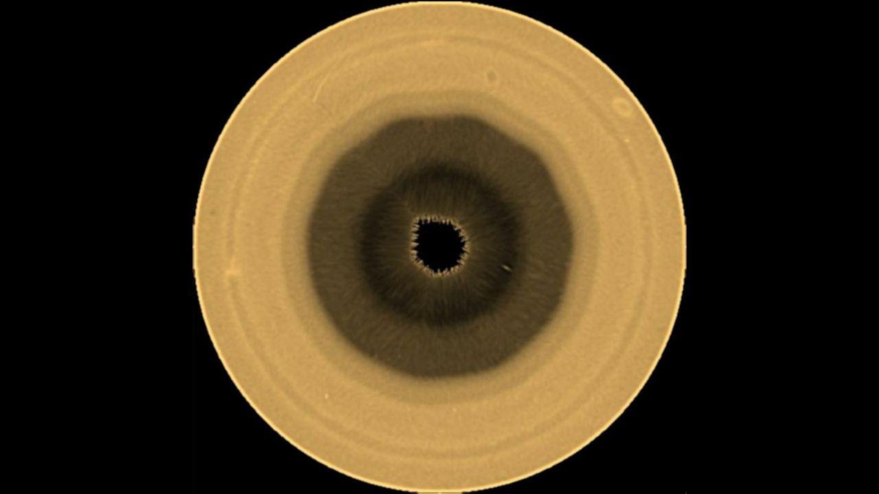 Astronomers discover mysteriou...