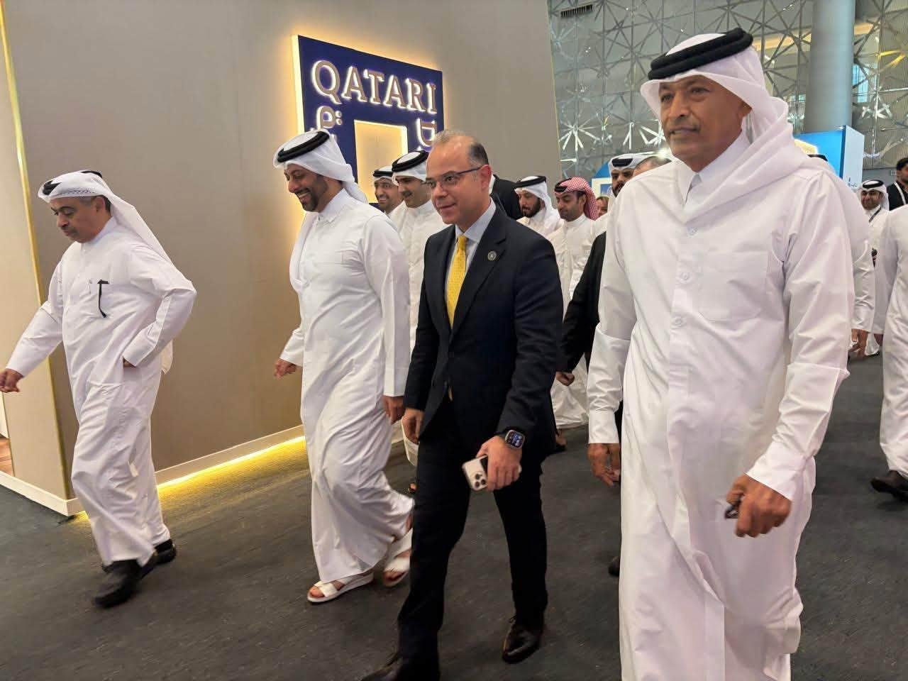 وزير الاستثمار يبحث فرص تعزيز التعاون الاستثماري والتجاري بين مصر وقطر