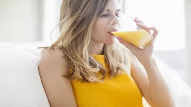 كيف يؤثر شرب عصير البرتقال على جسمك؟