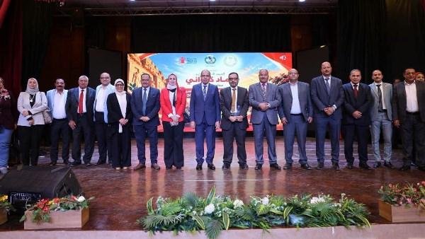 محافظ المنيا يشهد ختام «نوادي مهارات القراءة والكتابة» بالتعاون مع «إنقاذ الطفل»