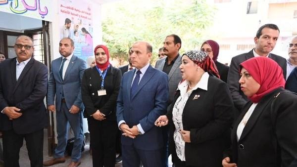 محافظ الغربية يشهد انطلاق الحملة القومية للتطعيم ضد الحصبة والحصبة الألمانية .. صور