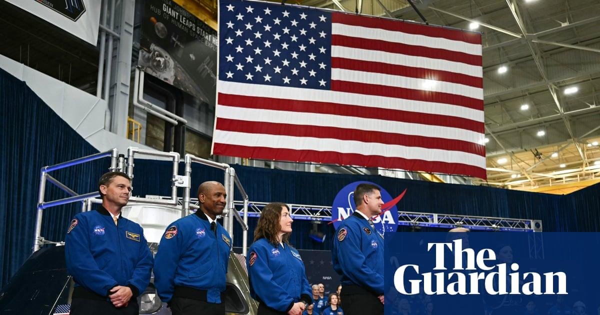 Artemis II astronauts receive...