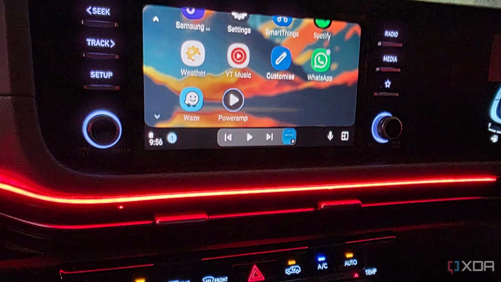 This hidden Android Auto featu...