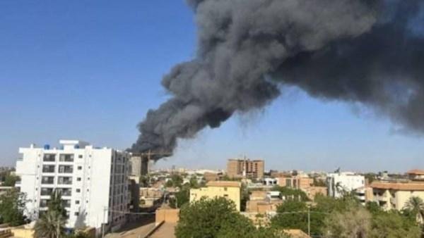 الحوثيون يعلنون استهداف منشآت نفطية تابعة لـ«أرامكو» في السعودية