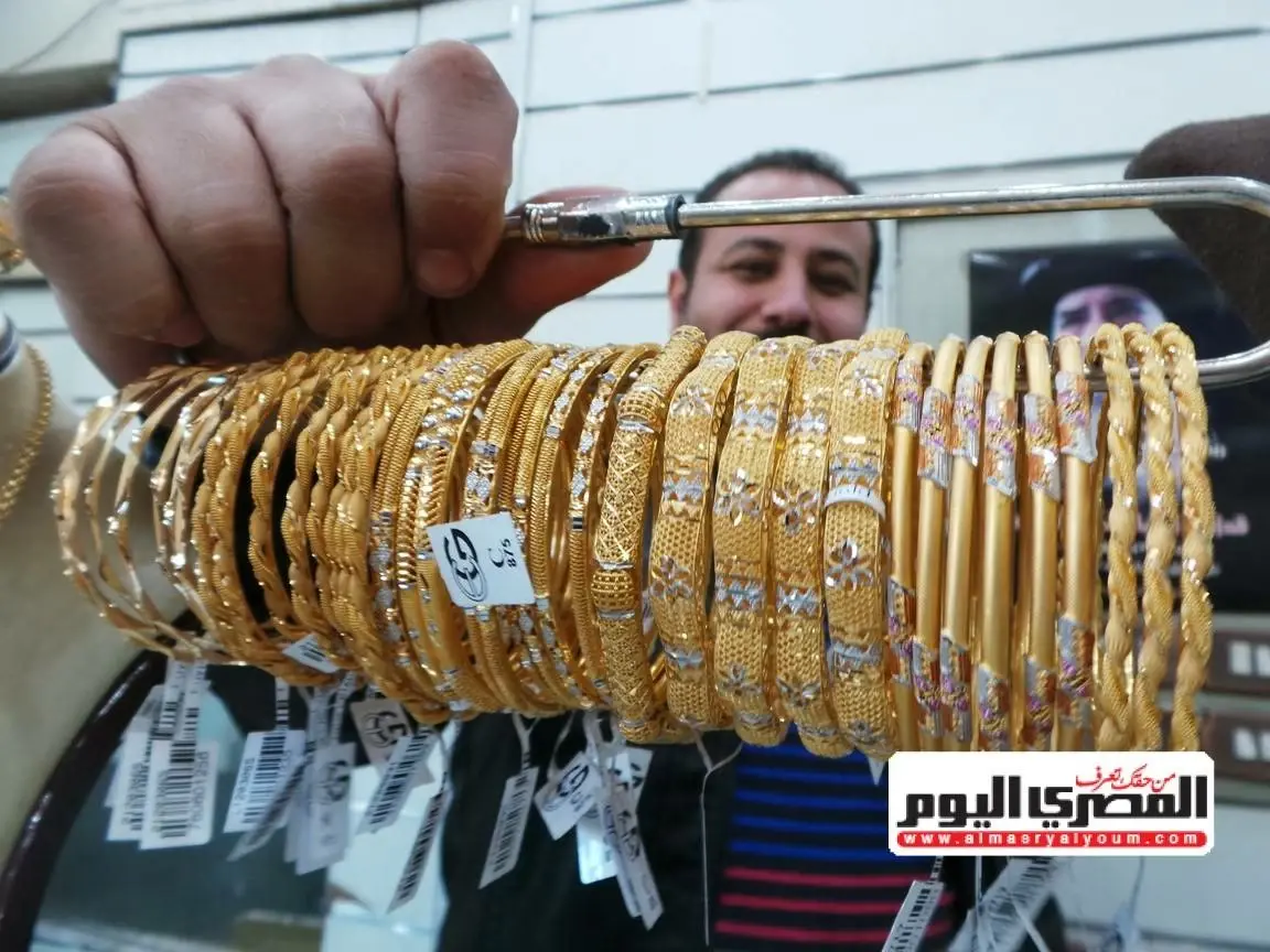 عيار 21 الآن بالمصنعية.. سعر الذهب اليوم الخميس 1 أكتوبر 2026 في الصاغة