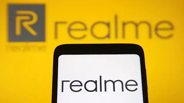 بسعر منافس.. Realme تستعد لإطل...